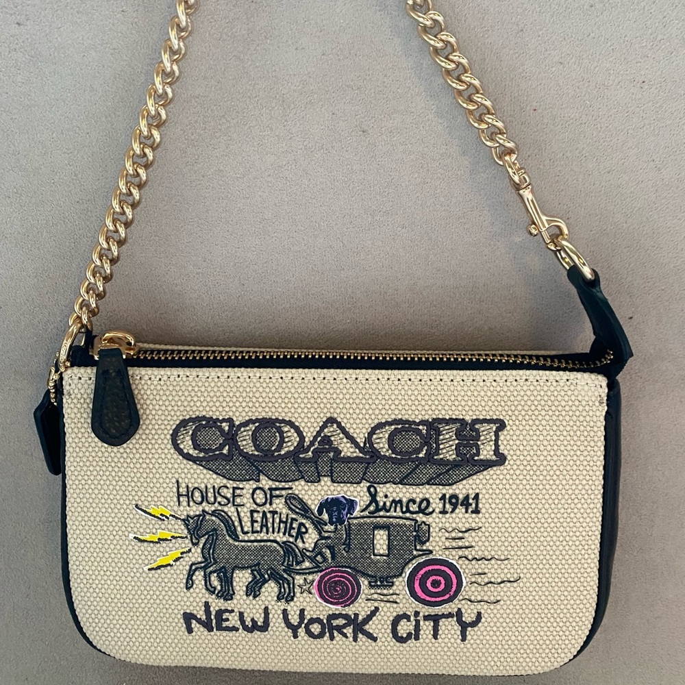 NEW Coach Art School Graphic Wristlet/Crossbody bag